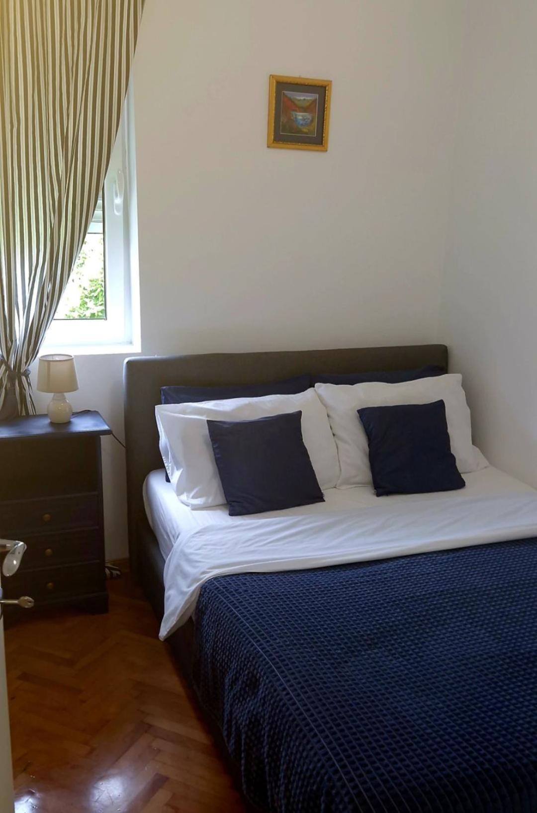 Taraca Knezevic Appartement *